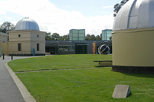 photo, Royal Botanic Gardens Melbourne, Visitors Centre and Observatory.; 310x207