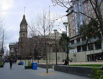 Melbourne City Square, Swanston Street Melbourne; photo: Ali Kayn (c) 2005