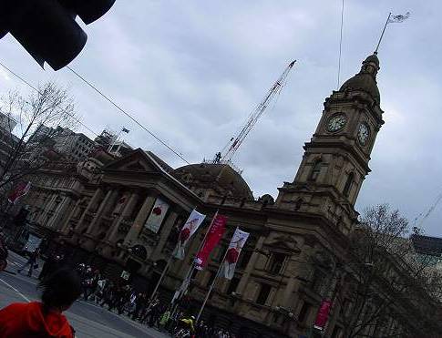 Melbourne Town Hall, Swanston St, Melbourne; photo: Ali Kayn (c) 2005