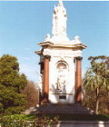 Queen Victoria statue (7.46k)