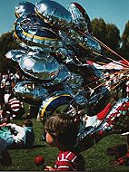 Moomba in Melbourne; moomba1a.jpg - 12426 Bytes