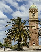 Saint Kilda esplanade, Victoria, Australia; 145x184