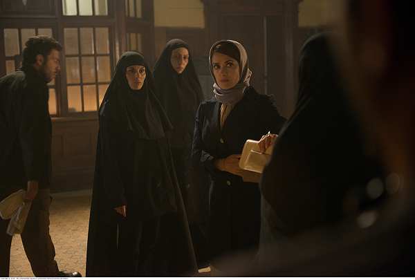 movie still, Selma Hayek in Septembers of Shiraz, Festivale film review; 600x405