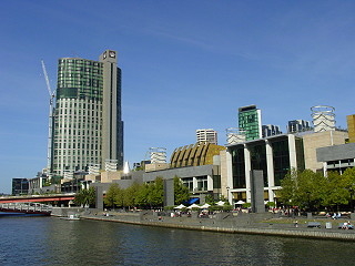 Crown Casino 2005 (c) Ali Kayn; 320x240