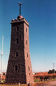 Williamstown timeball tower, melbourne, victoria, Australia, Photograph by Ali Kayn, image - wtown07.jpg - 15102 Bytes
